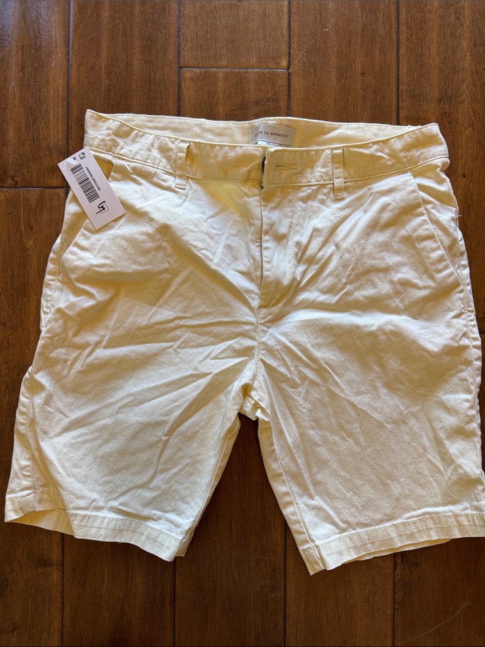 Cotton On Men's pebble/Cream Flat-Front Chino Shorts 34